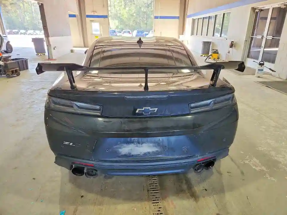 1G1FJ1R65J0183152 2018 CHEVROLET CAMARO-5