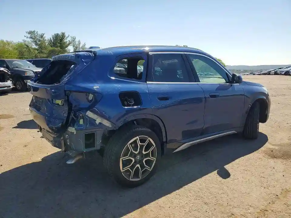 WBX73EF06S5191488 2025 BMW X1-2