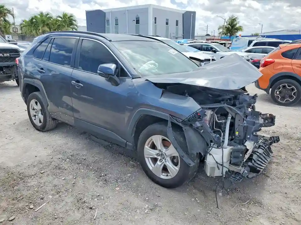 2T3P1RFV3MC159827 2021 TOYOTA RAV4-3