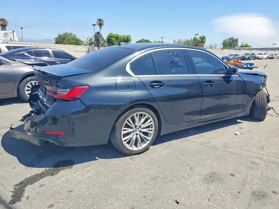 3MW69FF00R8E02384 2024 BMW 3 SERIES-2