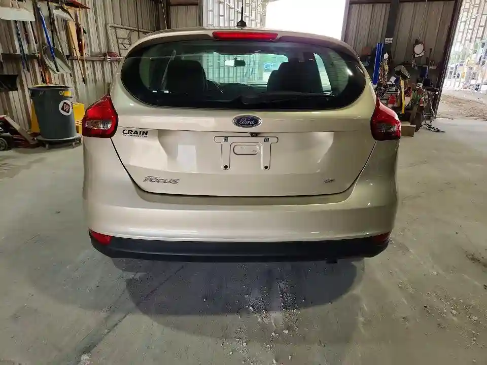 1FADP3K21HL318335 2017 FORD FOCUS-5