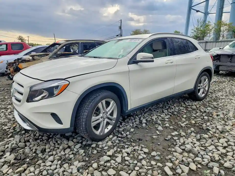 WDCTG4GB1HJ343570 2017 MERCEDES-BENZ GLA-CLASS-0