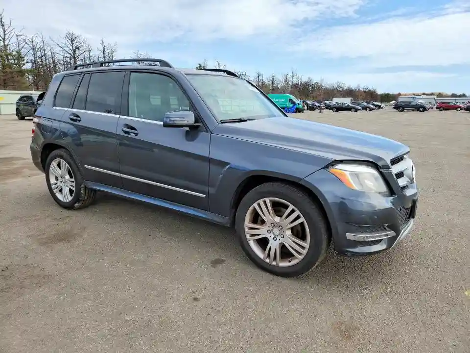 WDCGG8JB3FG423240 2015 MERCEDES-BENZ GLK-CLASS-3