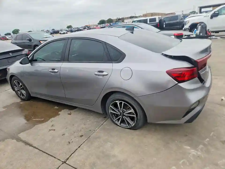 3KPF24AD8PE691566 2023 KIA FORTE-1