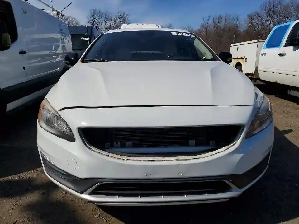 YV4612HK1F1000646 2015 VOLVO V60-4
