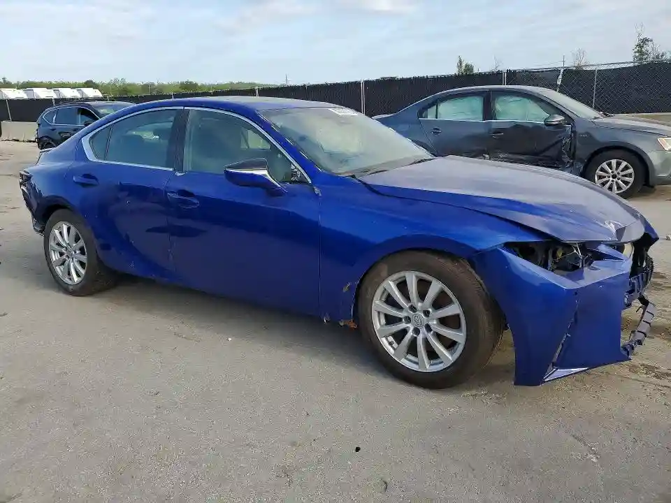 JTHGZ1E26P5031088 2023 LEXUS IS-3