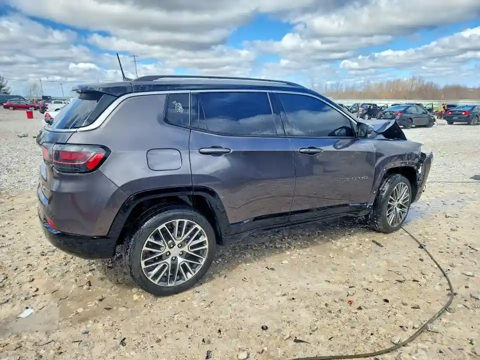3C4NJDCB0NT149753 2022 JEEP COMPASS-2