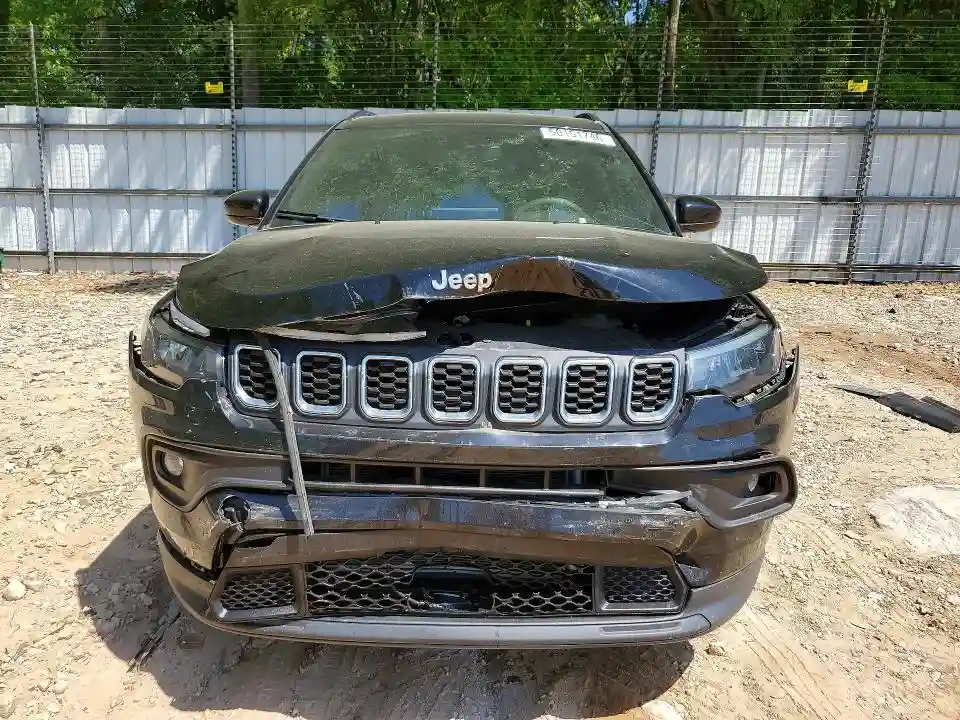 3C4NJDBN5RT104146 2024 JEEP COMPASS-4