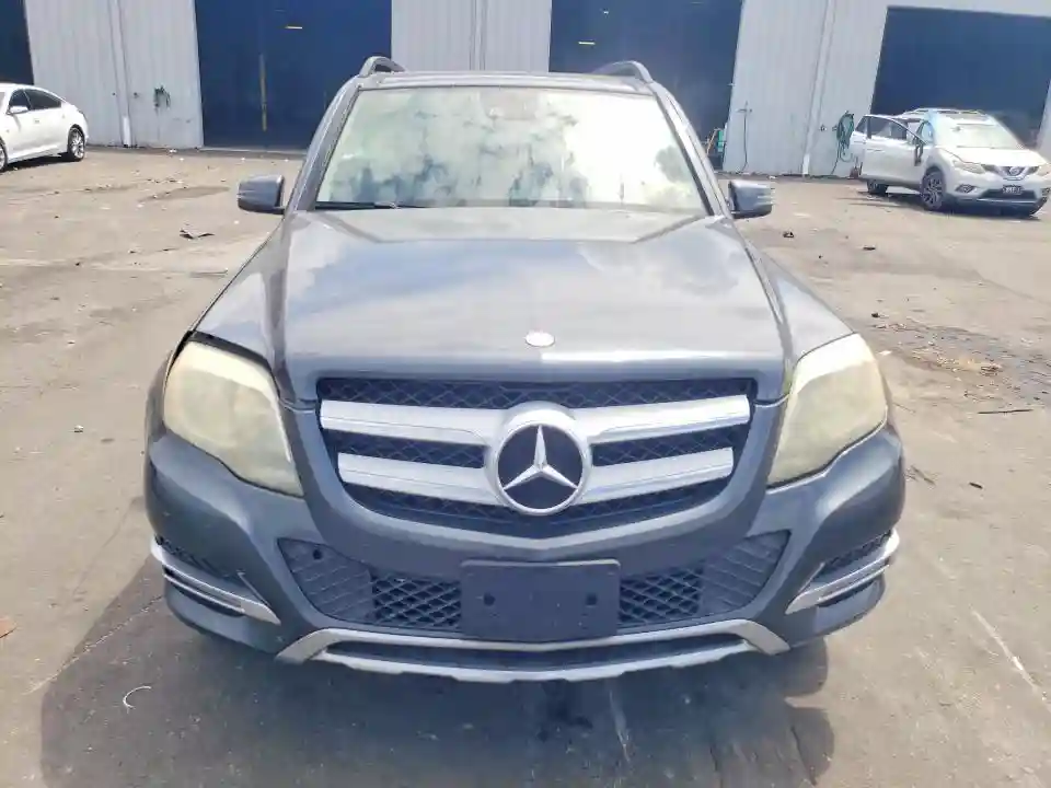 WDCGG5HB5FG436575 2015 MERCEDES-BENZ GLK-CLASS-4
