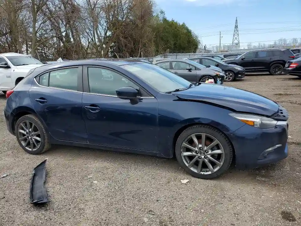 3MZBN1M38JM235813 2018 MAZDA 3-3