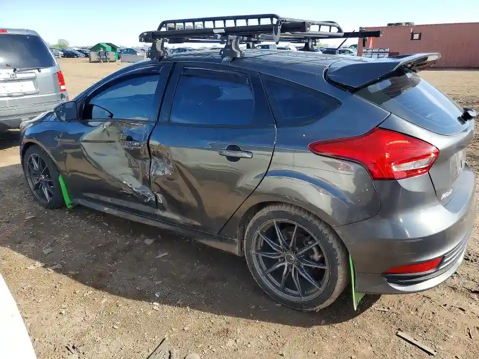 1FADP3L99JL256152 2018 FORD FOCUS-1