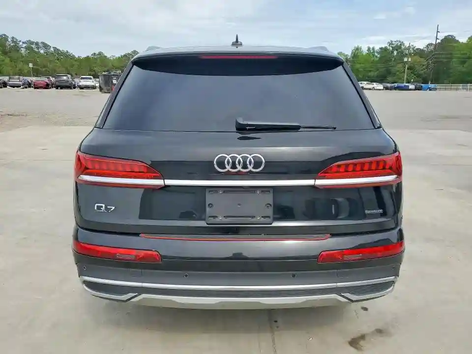 WA1LJAF71MD018679 2021 AUDI Q7-5