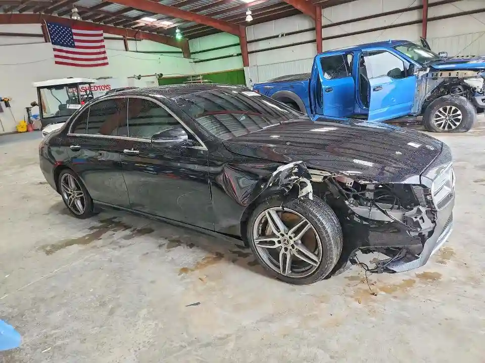 WDDZF4JB9KA682893 2019 MERCEDES-BENZ E-CLASS-3