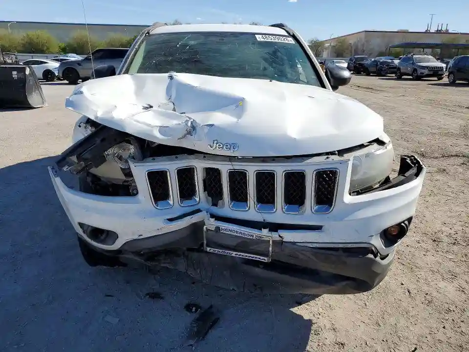 1C4NJCBAXFD436897 2015 JEEP COMPASS-4