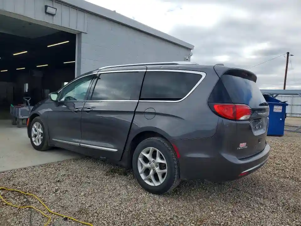 2C4RC1EGXHR538619 2017 CHRYSLER PACIFICA-1