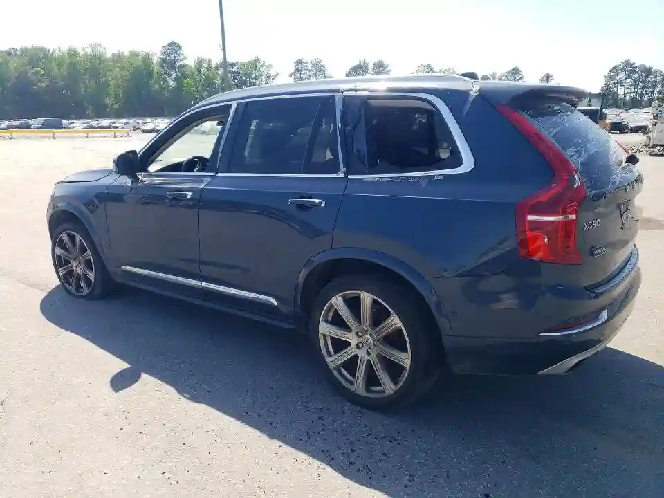 YV4A22PL4K1457205 2019 VOLVO XC90-1