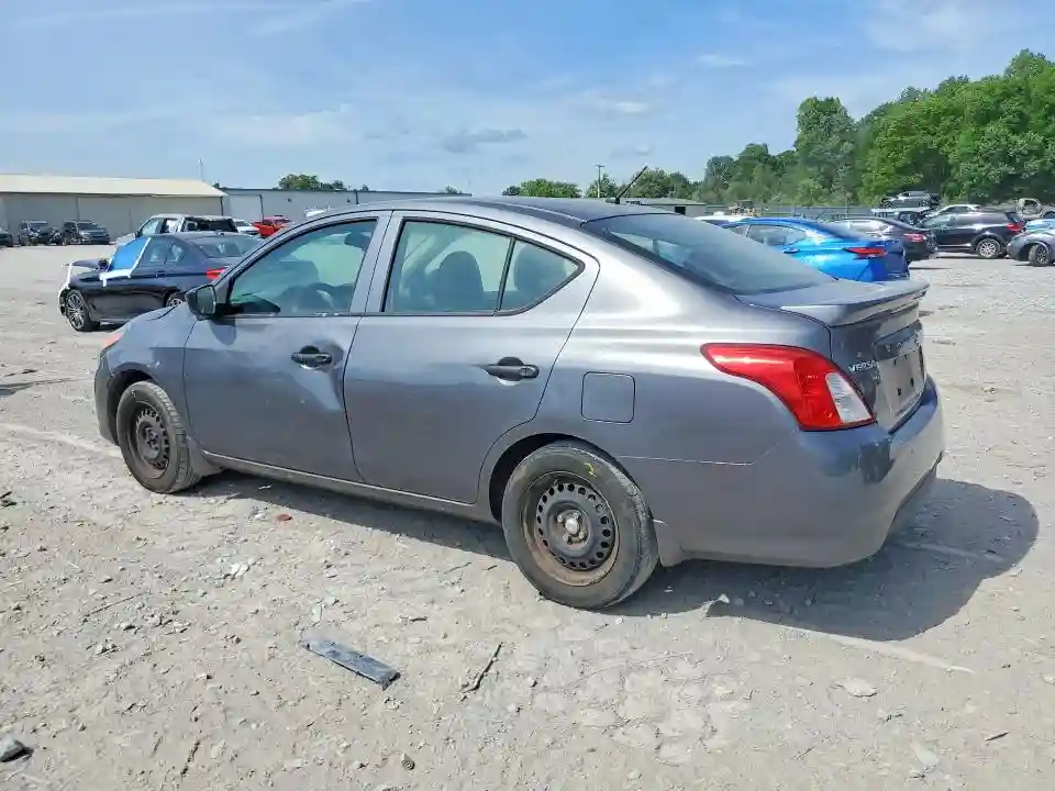 3N1CN7AP6JL832985 2018 NISSAN VERSA S PL-1