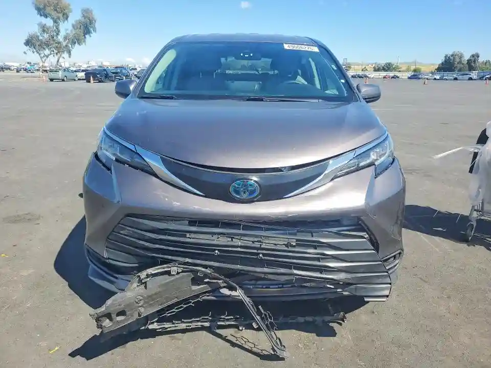 5TDKRKEC0NS101718 2022 TOYOTA SIENNA-4