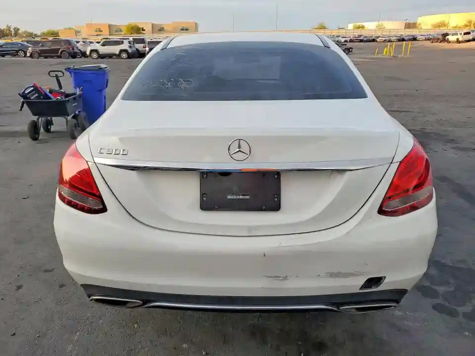 55SWF4JB9FU051232 2015 MERCEDES-BENZ C-CLASS-5