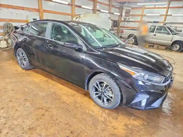 3KPF24AD7NE503715 2022 KIA FORTE-3