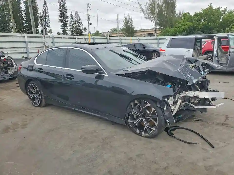 3MW69CW00S8F19192 2025 BMW 3 SERIES-3