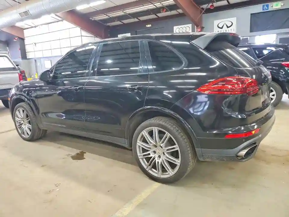 WP1AA2A24HKA83444 2017 PORSCHE CAYENNE-1