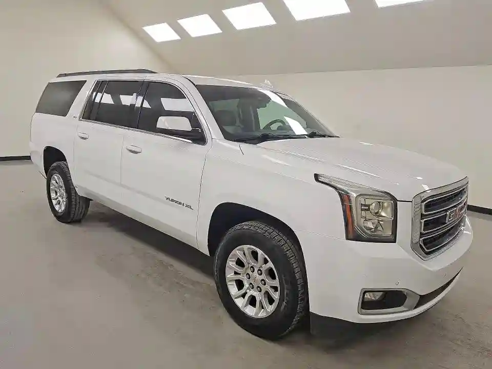 1GKS1GKC6JR374667 2018 GMC YUKON-3