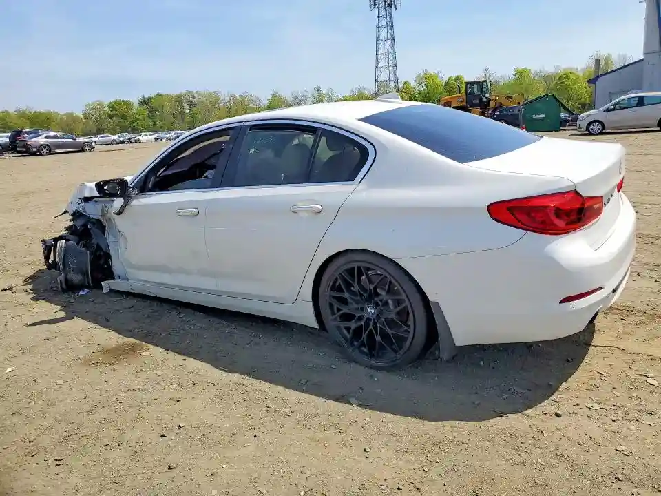 WBAJA5C56JWA36912 2018 BMW 5 SERIES-1