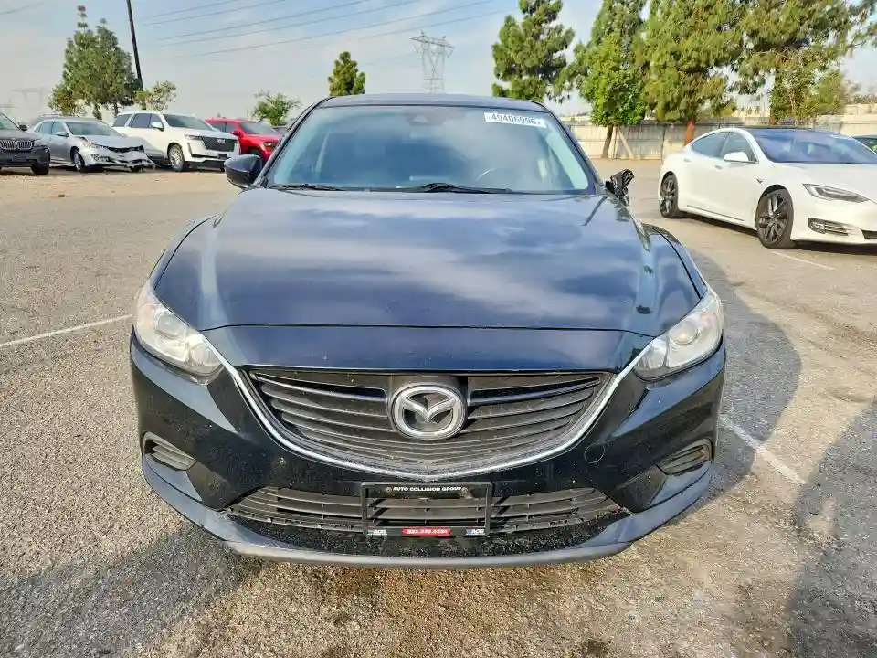 JM1GL1V51H1112991 2017 MAZDA 6-4