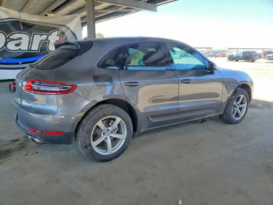WP1AB2A54FLB42409 2015 PORSCHE MACAN-2