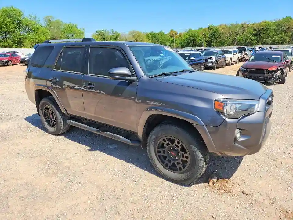 JTEMU5JR8M5909401 2021 TOYOTA 4RUNNER-3