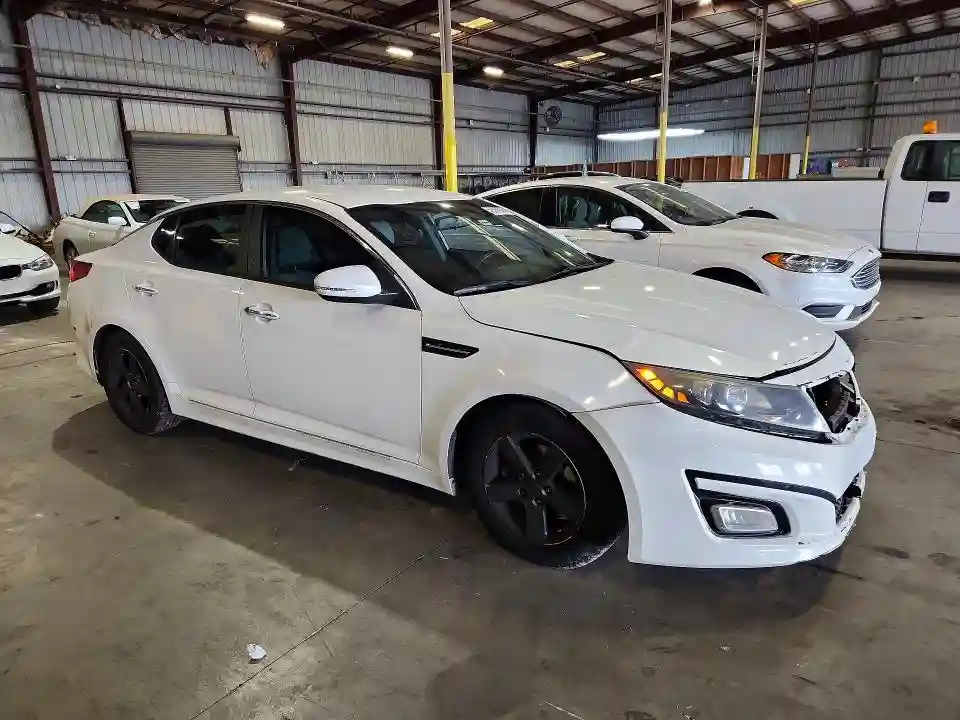 KNAGM4A76F5639417 2015 KIA OPTIMA-3