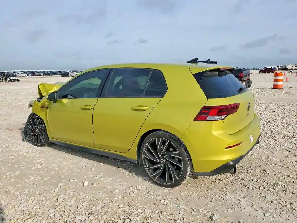 WVW587CD1NW136812 2022 VOLKSWAGEN GTI-1