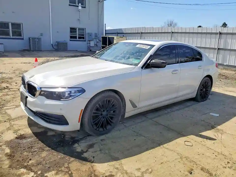 WBAJA7C50KWW17526 2019 BMW 5 SERIES-0