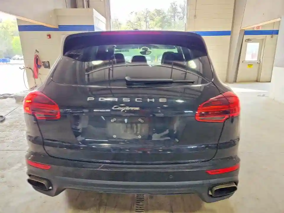 WP1AA2A23GLA00885 2016 PORSCHE CAYENNE-5