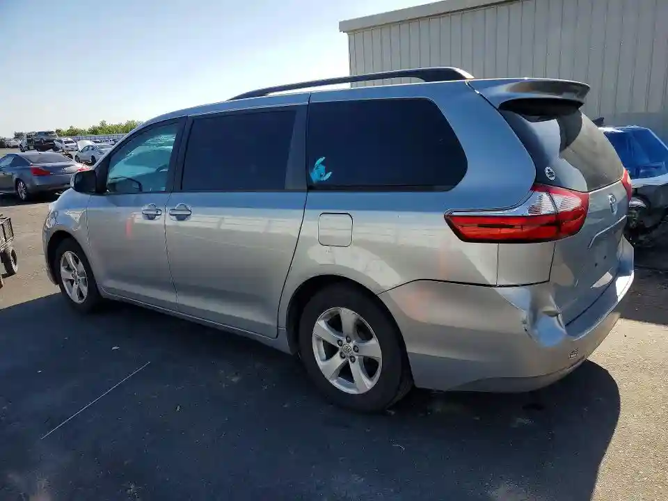5TDKK3DC2FS644940 2015 TOYOTA SIENNA-1