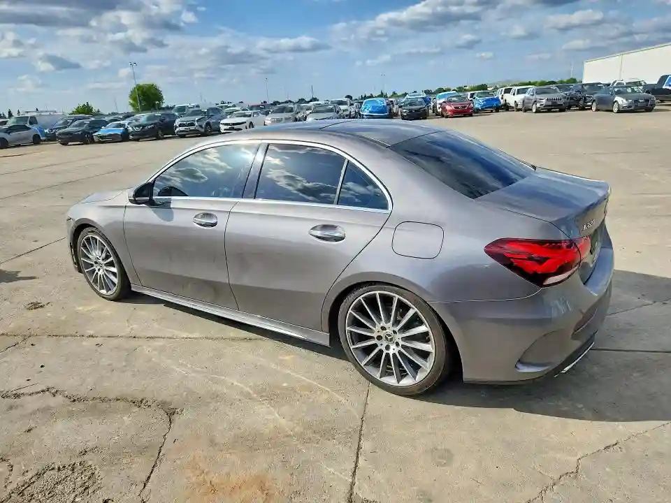 WDD3G4EB7KW010525 2019 MERCEDES-BENZ A-CLASS-1