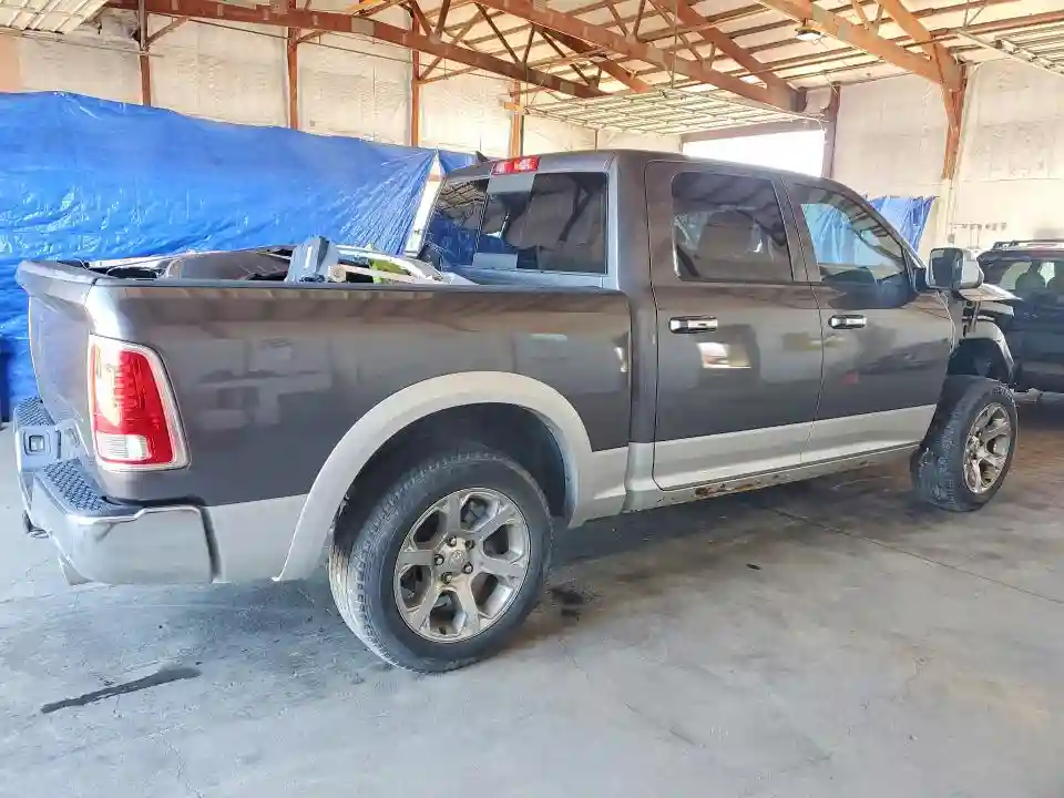 1C6RR7NTXHS660613 2017 RAM 1500-2