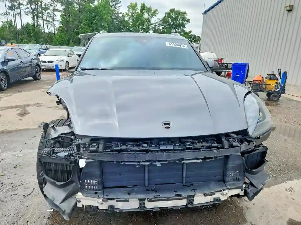 WP1AA2AY8KDA07919 2019 PORSCHE CAYENNE-4