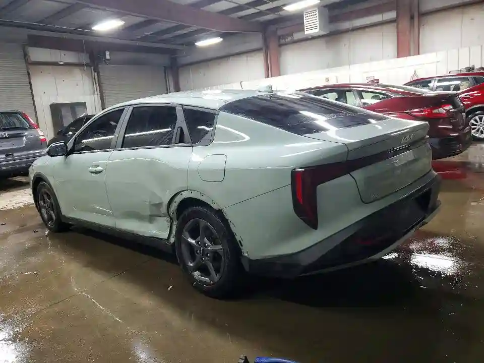 3KPFT4DE5SE117291 2025 KIA K4-1