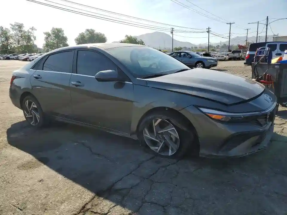 KMHLN4DJ5SU125818 2025 HYUNDAI ELANTRA-3