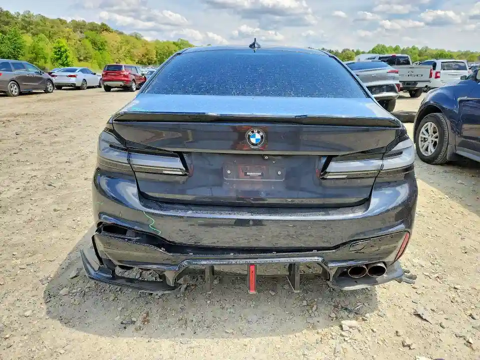 WBAJE7C5XKWD55344 2019 BMW 5 SERIES-5