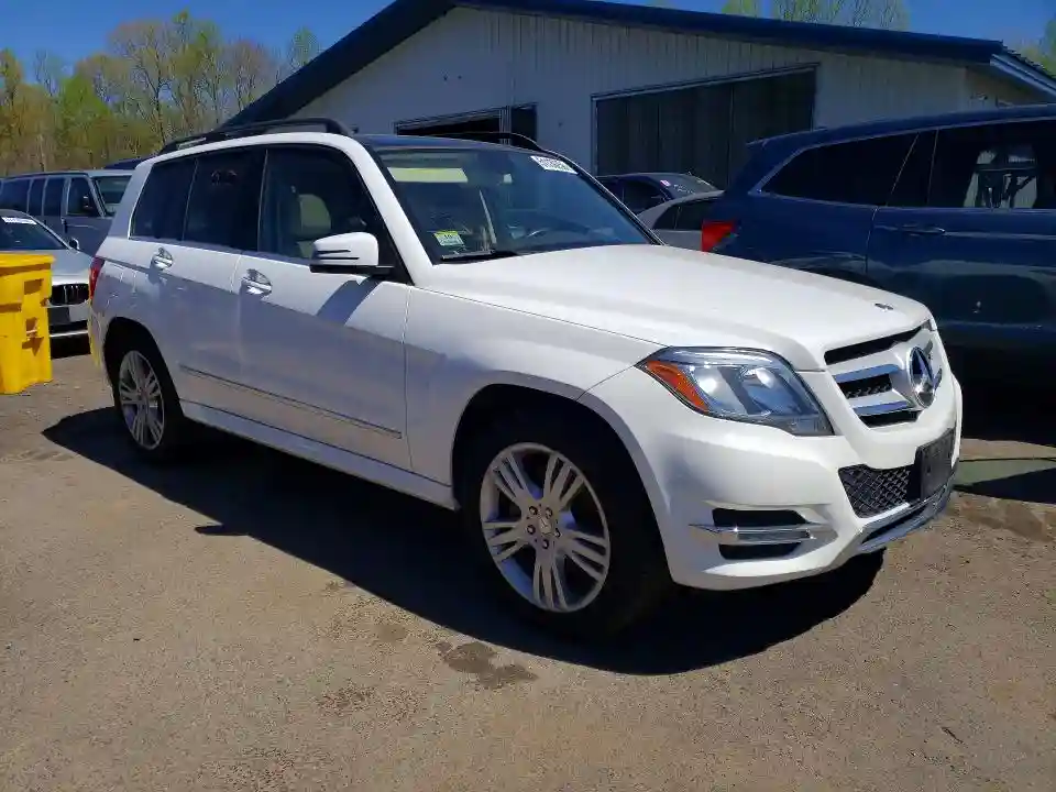 WDCGG8JB2FG349132 2015 MERCEDES-BENZ GLK-CLASS-3
