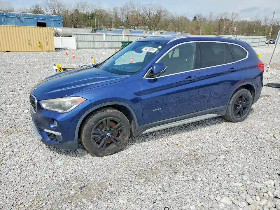 WBXHT3C36G5F63784 2016 BMW X1-0