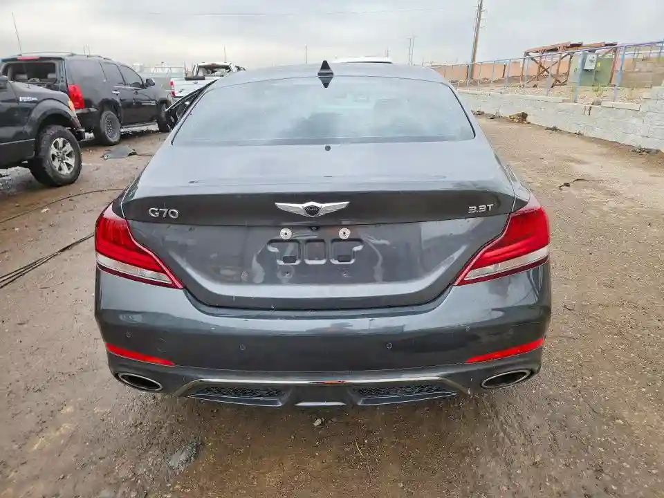 KMTG34LEXKU031158 2019 GENESIS G70-5