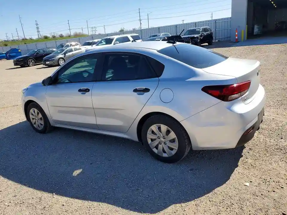 3KPA24AB2JE058805 2018 KIA RIO-1