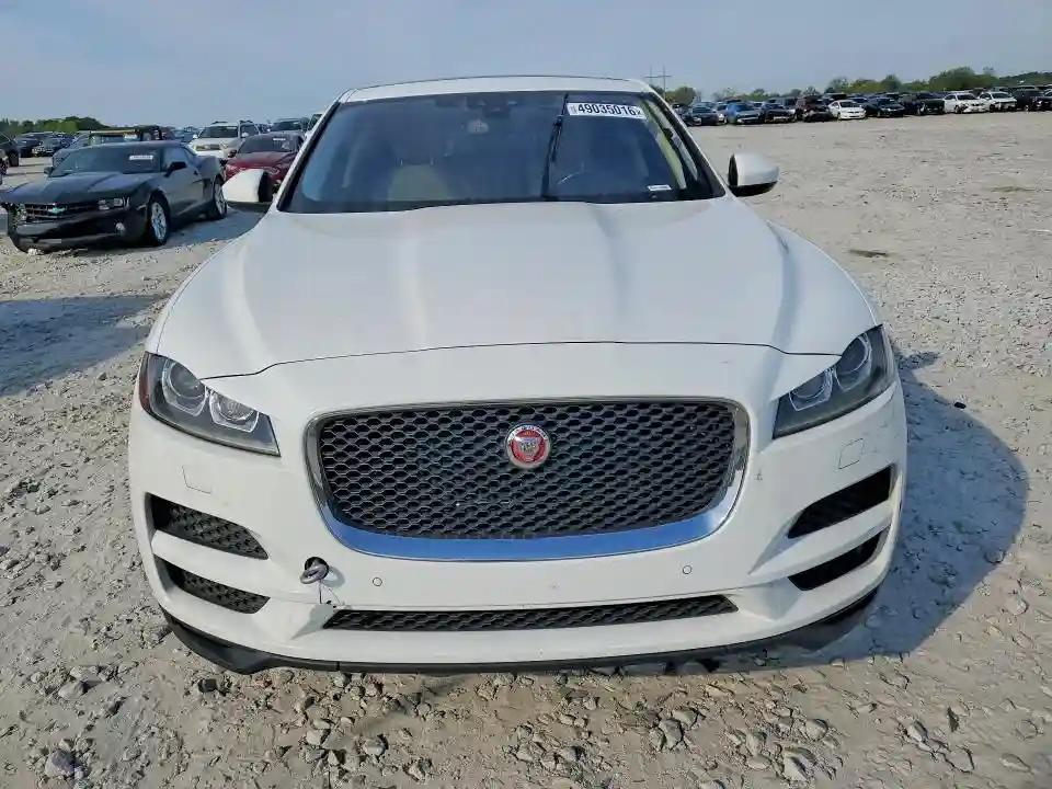 SADCJ2BV7HA893129 2017 JAGUAR F-PACE-4
