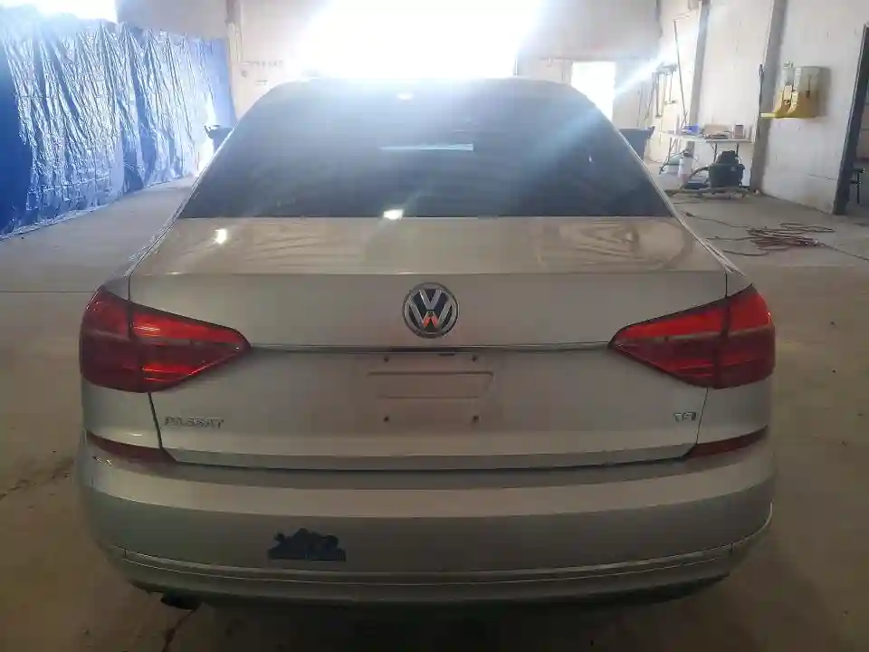 1VWAT7A39GC020363 2016 VOLKSWAGEN PASSAT-5