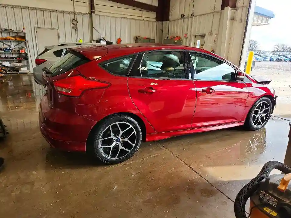 1FADP3K24FL256071 2015 FORD FOCUS-2