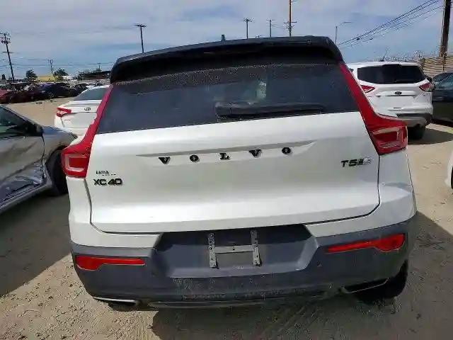 YV4162UM2K2130331 2019 VOLVO XC40-5